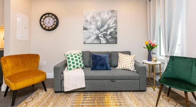 Luxury 1 BR With King Bed - Near Byward Market, Varaa Hotelli Ottawa 