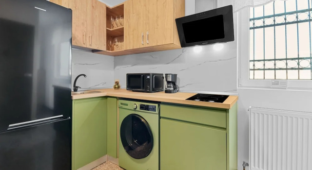 Апартаменты Executive Akira One Bedroom Apartment