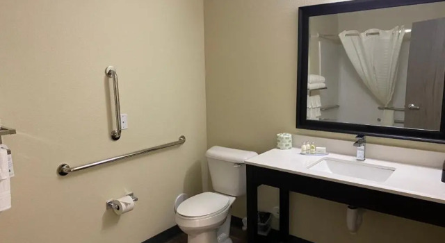 Семейный номер Standard Cobblestone Inn & Suites - Forest City