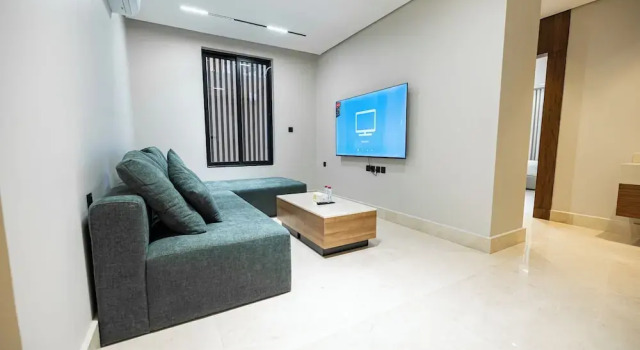 Апартаменты Luxury two bedroom Apartment Al Rawdha