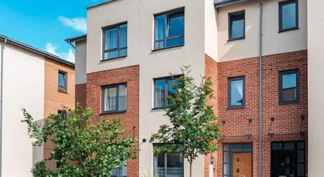 Elegant Holiday Home in Milton Keynes Near Towncentre