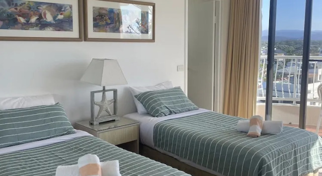 Апартаменты Executive Albatross North Apartments
