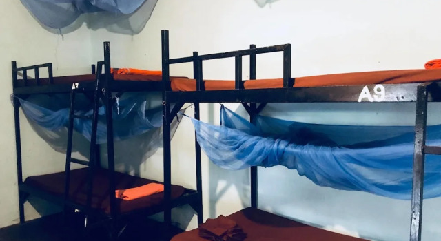 Yellow Moon M23 Hostel, Забронировать Хостел Хостелы Ронгсанлем, Хостел