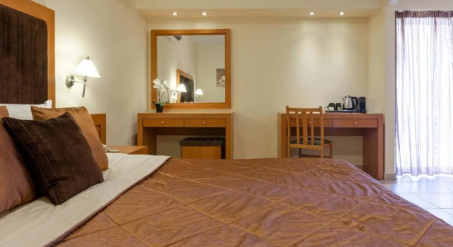 Семейный номер Superior Hotel Serenity Tolo