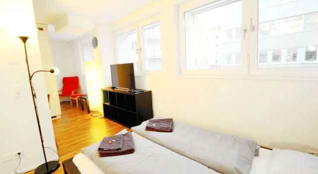 ZH Badenerstrasse I - Hitrental Apartment