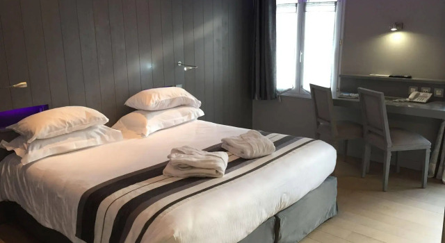 Elégance Suites Hôtel, Забронировать Отель Отели Ле-Буа-Плаж-ан-Ре с завтраком, Завтраки