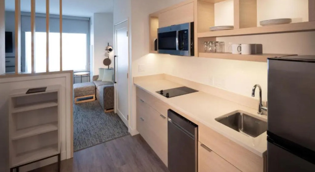 Четырёхместный люкс c 1 комнатой с видом на город TownePlace Suites by Marriott Ellensburg