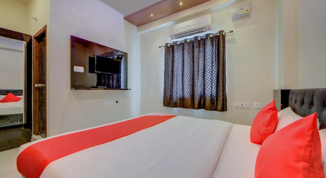 OYO 22425 Hotel Honey Cruise, Rezerwuj Hotel Kondapur 