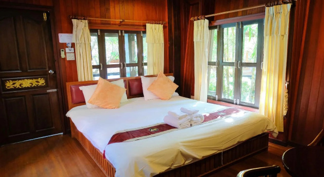 Naya Resort, Забронировать Курортный отель Отели Пхетчабури 3 звезды, 3*
