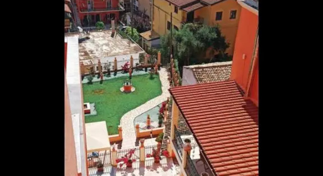 Corfu Sunflower Apartments, Забронировать Апартаменты/квартира Отели периферии Ионических островов с парковкой, Парковка