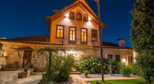 Casal Palace, Book Bed and Breakfast Hotels in Centro with a Pool, Swimming Pool