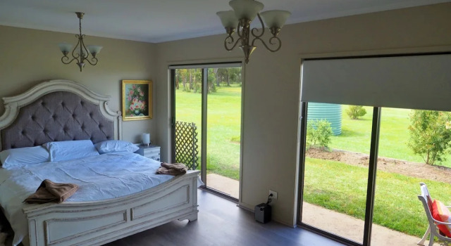Четырёхместный номер Standard с балконом Stanthorpe Heritage Estate