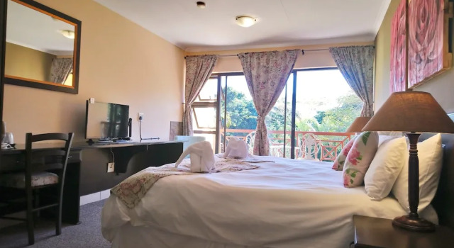 Двухместный номер Standard с балконом Elephant Lake Hotel