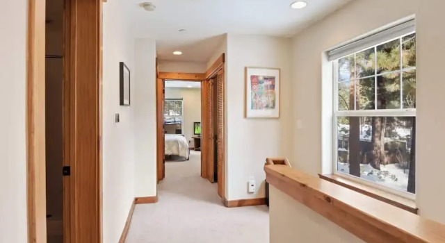 Номер Standard с видом на горы Sunny Woods Acres Near Golf & Adventure Park