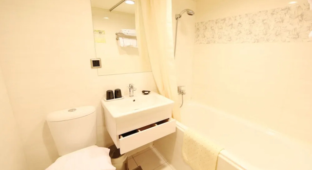Двухместный номер Standard Grand Earl Hotel
