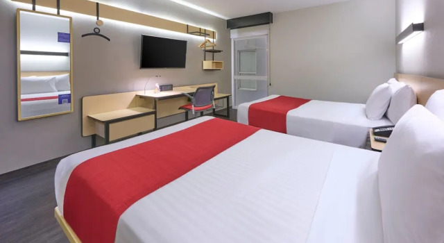 Четырёхместный номер Standard City Express by Marriott Ciudad de México La Villa