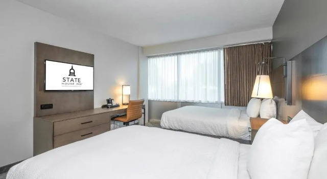 Четырёхместный номер Standard State House Inn, Trademark Collection by Wyndham