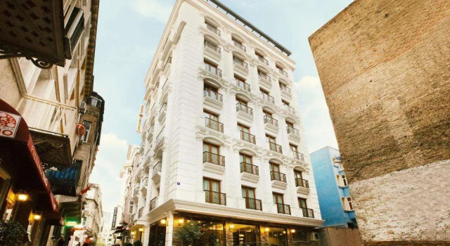 Pera Center Hotel