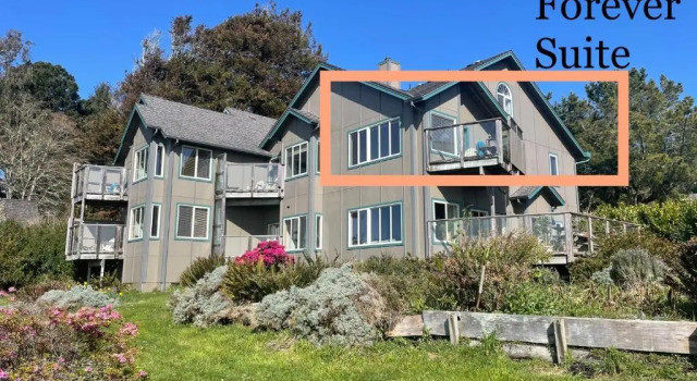 Люкс Deluxe Turtle Rocks Oceanfront Inn