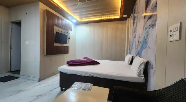 Hotel Saini, Забронировать Отель Отели Нью-Дели с парковкой, Парковка