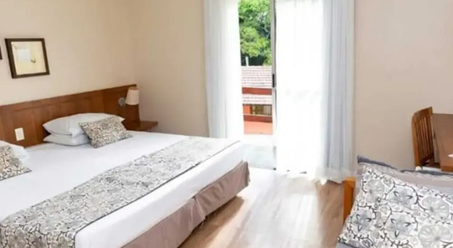 Номер Deluxe с балконом Hotel Terras Altas