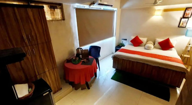 Студия Deluxe Hotel Krishna Ahmedabad
