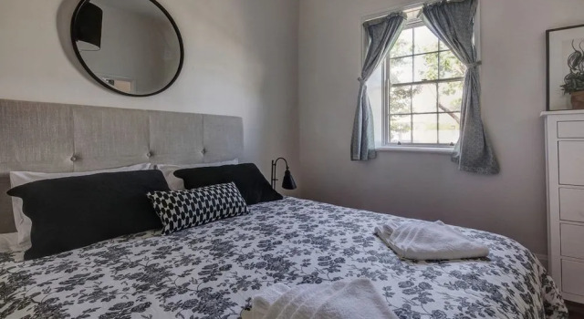 Prue's Cottage - well appointed family getaway