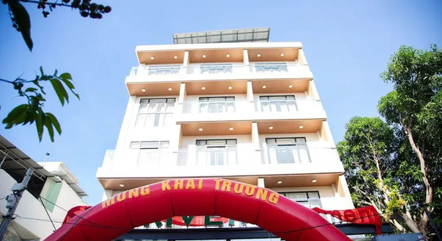 Sun River Hotel & Apartment