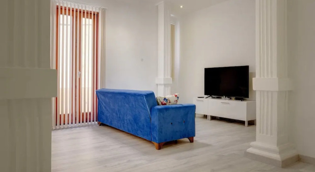 Stylish 2 Bedroom Apartment in an Amazing Location
