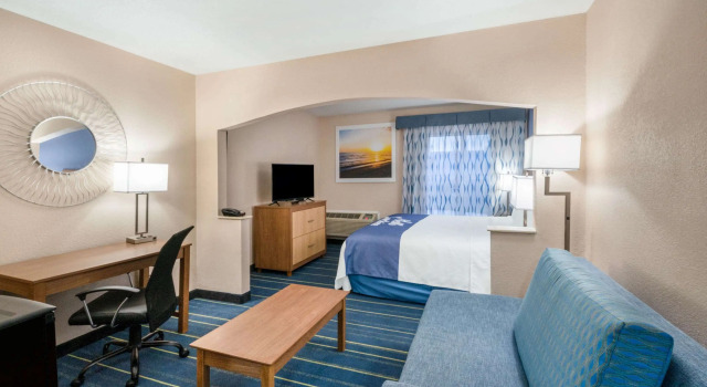 Days Inn by Wyndham Panama City, 预订 酒店 巴拿马城海滩 Panhandle Florida