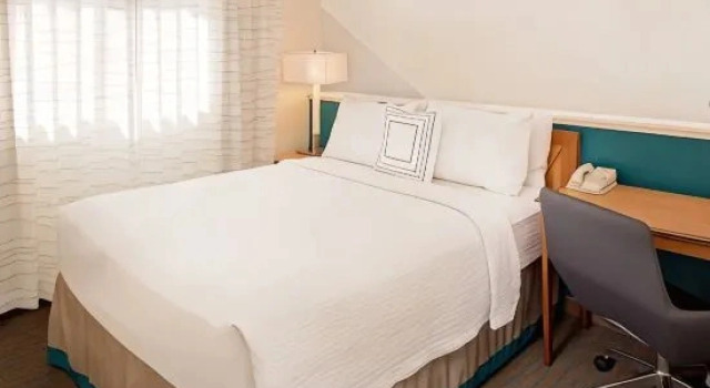Трёхместный номер Standard Пентхаус с 2 комнатами Residence Inn by Marriott San Jose Campbell