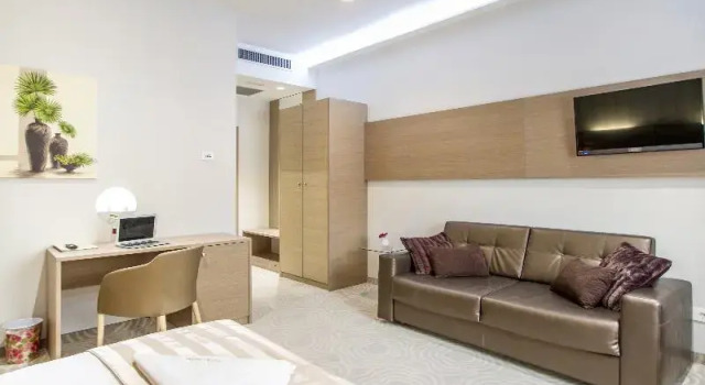 Двухместный номер Standard Royal Airport Hotel
