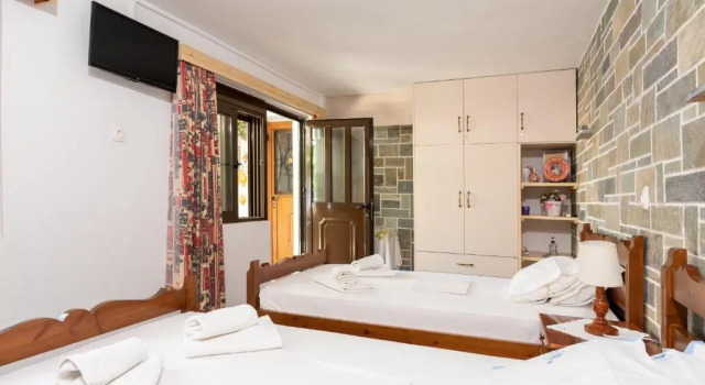 Апартаменты с видом на сад Guesthouse Kouvlaki