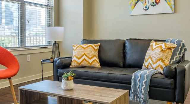 Reverchon Park Apartments by Frontdesk