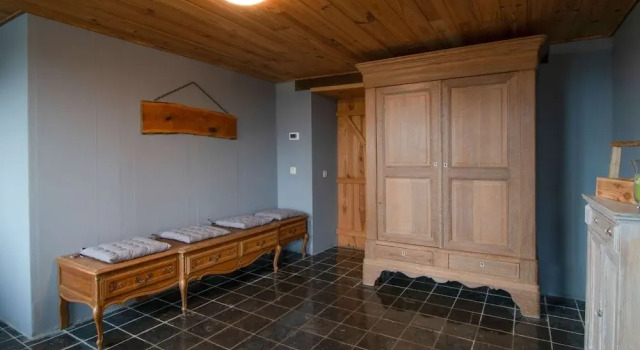 Wonderful Holiday Home in Gouvy with Hot Tub, Забронировать Дом для отпуска Гуви 