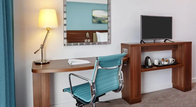 Двухместный семейный номер Standard Hampton by Hilton Bournemouth