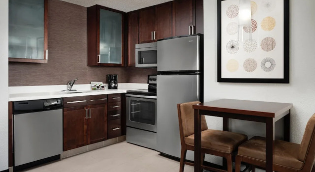 Люкс Executive c 1 комнатой Residence Inn by Marriott Grand Rapids Airport