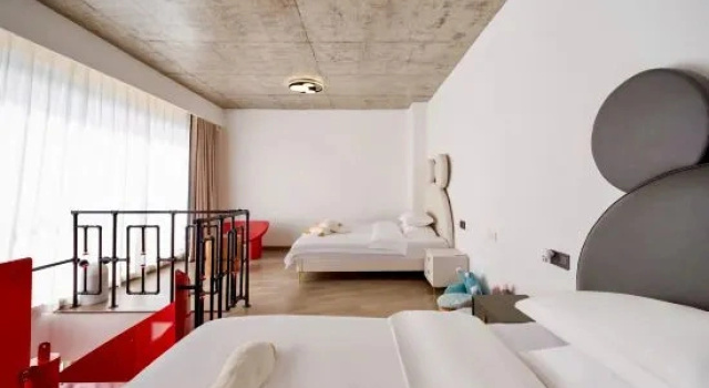 Люкс Floral Hotel·Qixili · Surround Mountain Stream & Private Hot Spring Designer Villa