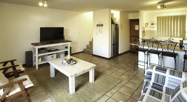 4 Birds view Self catering, 预订 酒店 兰格班 西开普省