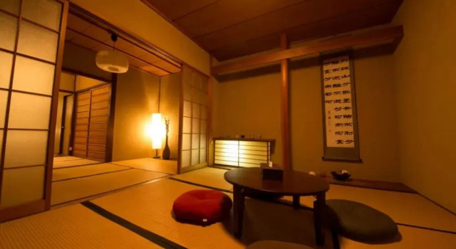 JQ Villa Kyoto Mibu, Book Villa Karahashi-rajōmonchō Kyoto