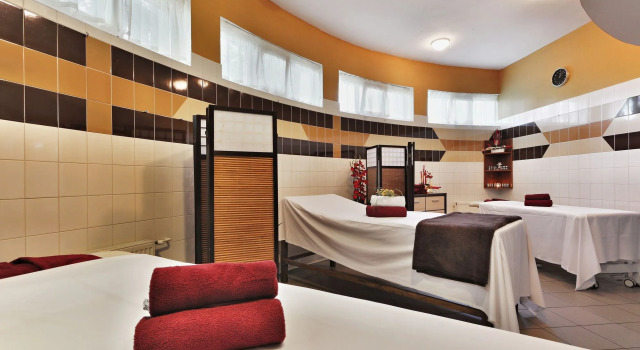 Parkhotel Golf Marianske Lazne, Забронировать Отель Отели Мареанске-Лазне 4 звезды, рядом с Boheminium, 4*