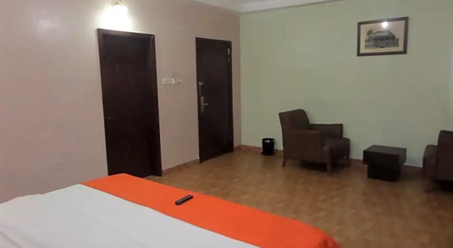 Двухместный номер Deluxe Downtown Royal Hotel