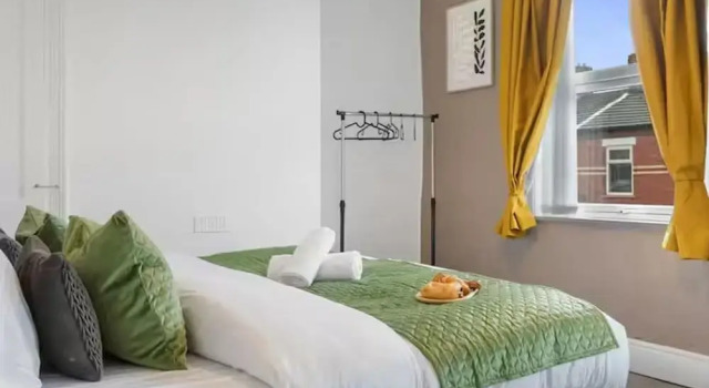 Family - Sleeps 6 - Garden - Parking, Rezervasyon Tatil Evi Merseyside villalar, Villa