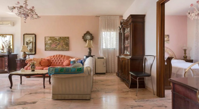 Villa Gary, Book Villa Hoteller i Parabita med parkering, Parkering