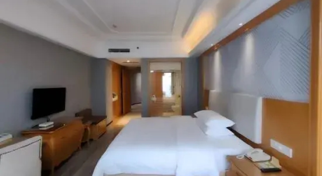 Deluxe Suite Courier Station