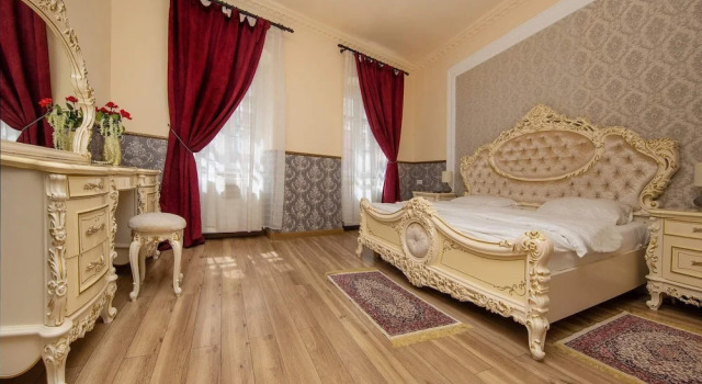 ZiRa Residence - Authentic rooms in Old Town, Забронировать Апартаменты/квартира Апартаменты Брашова, рядом с Black Church, Апартаменты/квартира