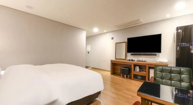 Номер Deluxe Anyang CNC Hotel