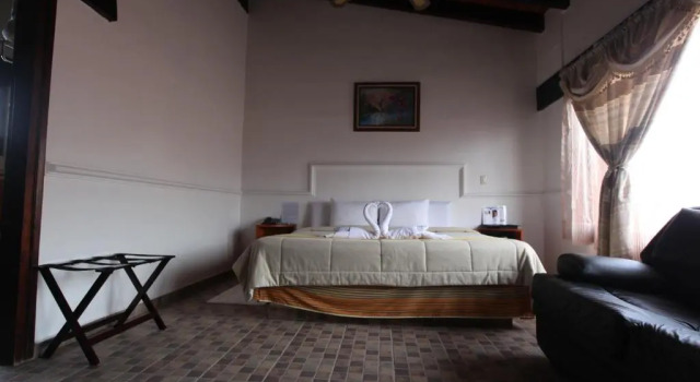 Полулюкс La Capilla Hotel Boutique