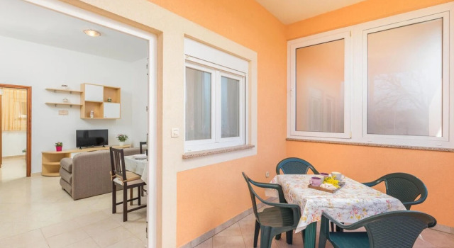 Awesome Apartment in Pula With Wifi and 1 Bedrooms, Rezervovat Apartmán Veli Vrh Istrie