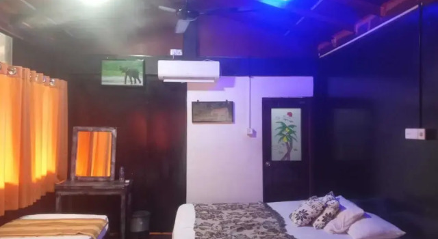 Luksusowy czteroosobowy pokój Ella Deck Resort